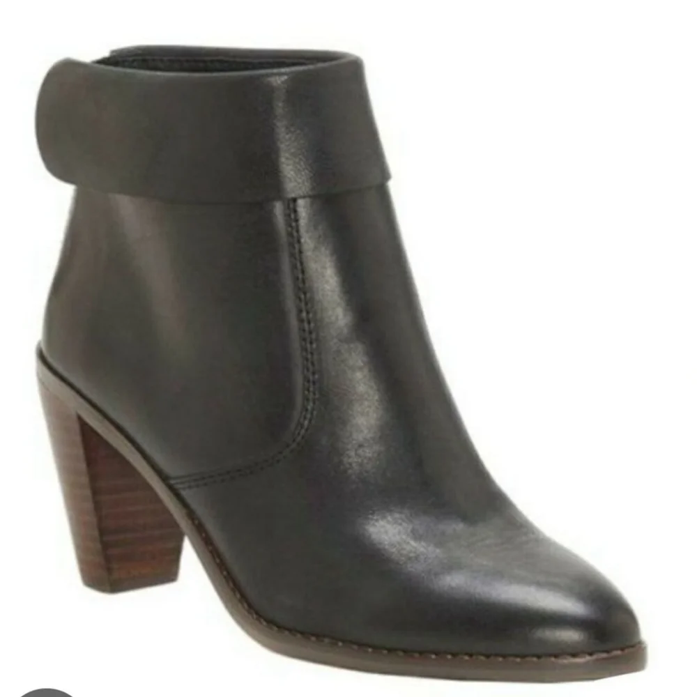 Lucky Brand Nycott Leather Booties Size 7.5M